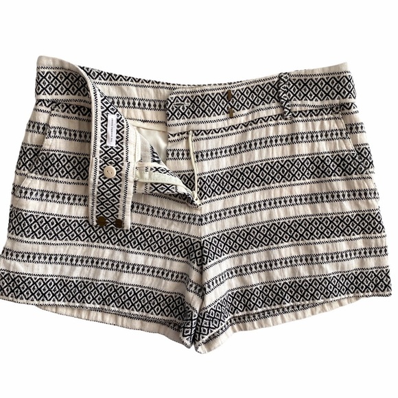 Ann Taylor LOFT The Riviera Textured Knit Bohemian Shorts 4 - Picture 3 of 12